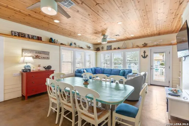 301 E Avenue C #301 Port Aransas, TX 78373
