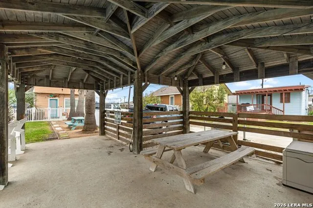 301 E Avenue C #301 Port Aransas, TX 78373