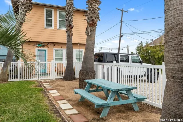 301 E Avenue C #301 Port Aransas, TX 78373