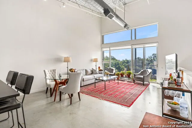 1115 S ALAMO ST #3204 San Antonio, TX 78210