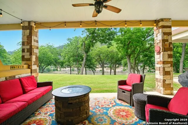 540 River Run #112 New Braunfels, TX 78132