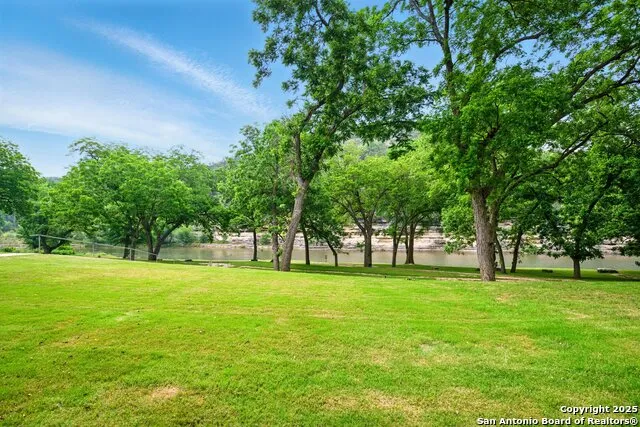 540 River Run #112 New Braunfels, TX 78132