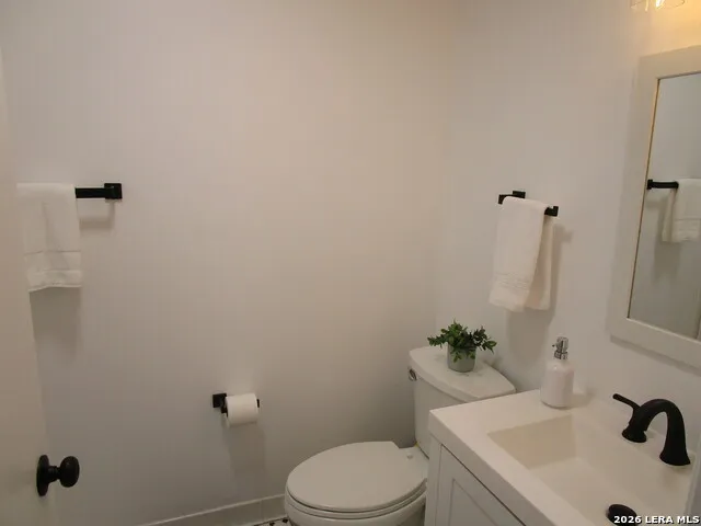 1045 Shook Ave #146 H Olmos Park, TX 78212