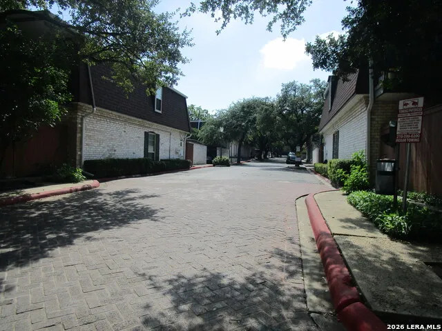 1045 Shook Ave #146 H Olmos Park, TX 78212