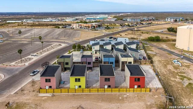 3212 BOB ROGERS DR #6 #6 Eagle Pass, TX 78852