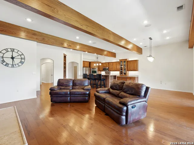 521 Guadalupe St #1302 Kerrville, TX 78028
