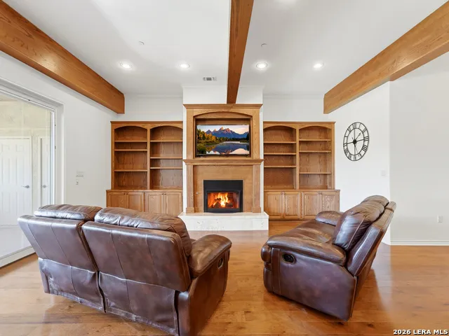 521 Guadalupe St #1302 Kerrville, TX 78028