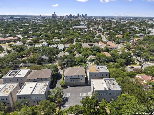 215 E Mulberry #215-2 San Antonio, TX 78212