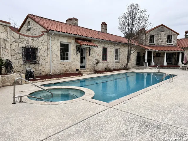 6160 Eckhert #108 San Antonio, TX 78240