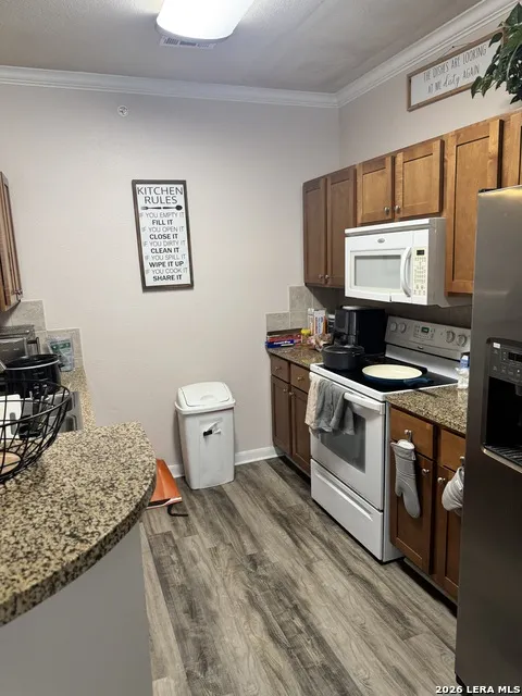 6160 Eckhert #108 San Antonio, TX 78240