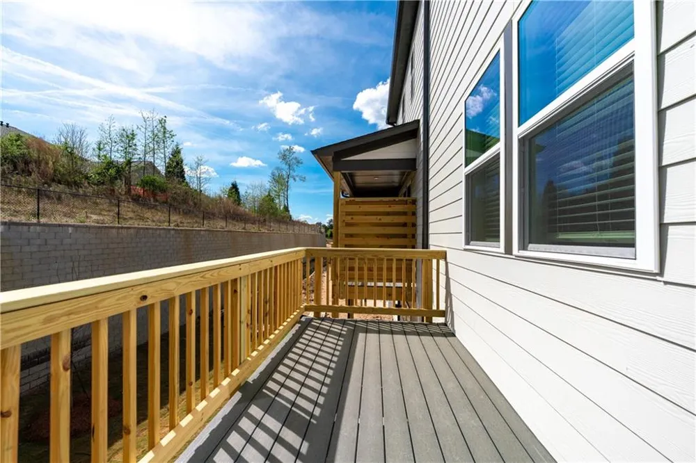 376 Sunset Hollow Street Sugar Hill, GA 30518