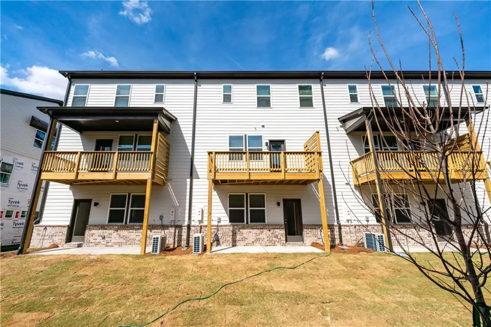 376 Sunset Hollow Street Sugar Hill, GA 30518