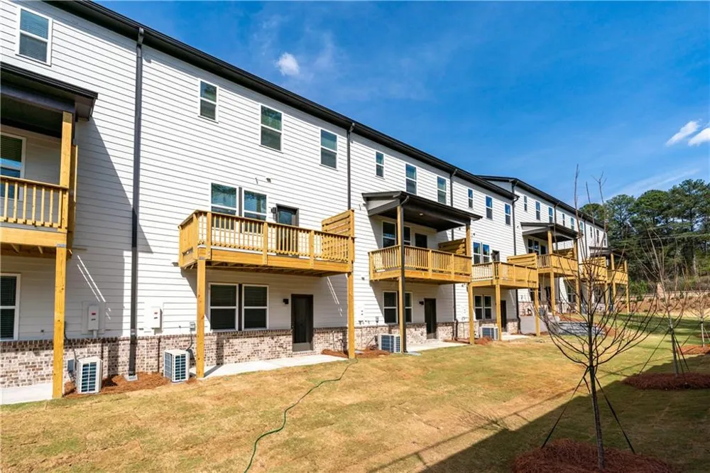 376 Sunset Hollow Street Sugar Hill, GA 30518
