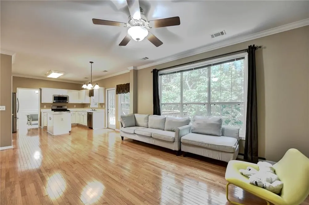 2172 Woodbriar Drive Buford, GA 30518