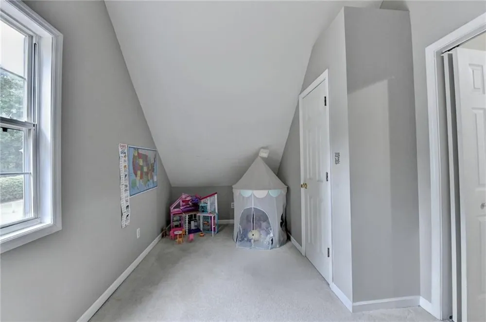 2172 Woodbriar Drive Buford, GA 30518