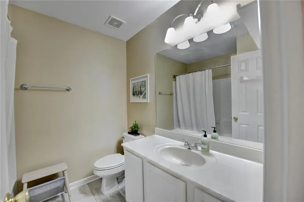 2172 Woodbriar Drive Buford, GA 30518