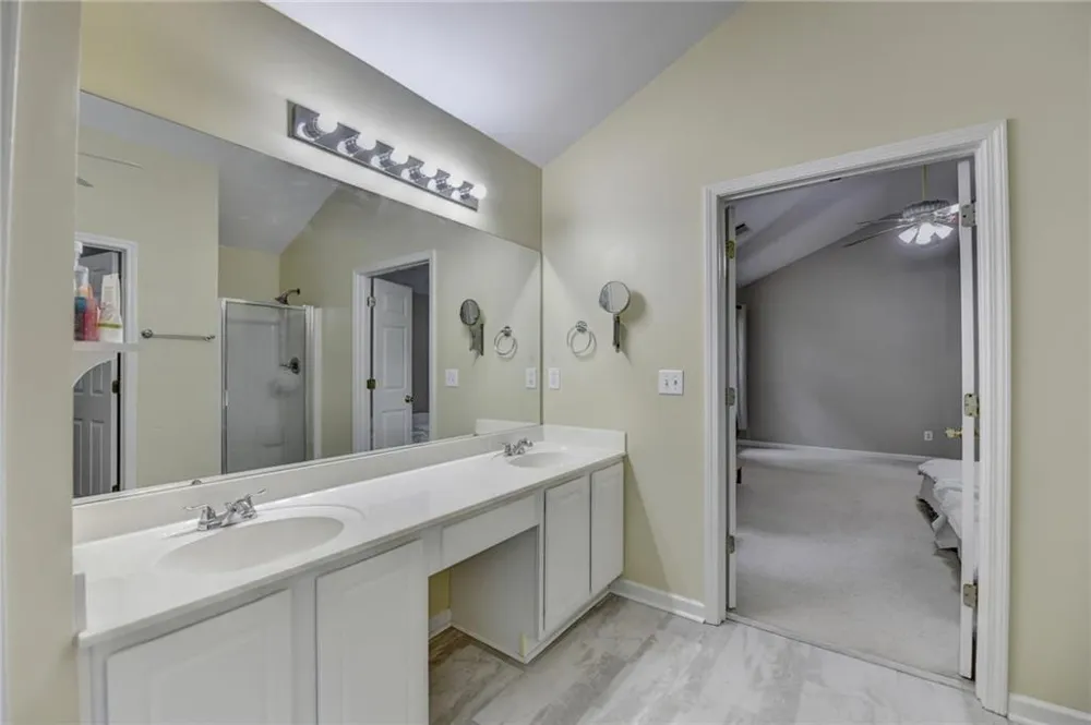 2172 Woodbriar Drive Buford, GA 30518