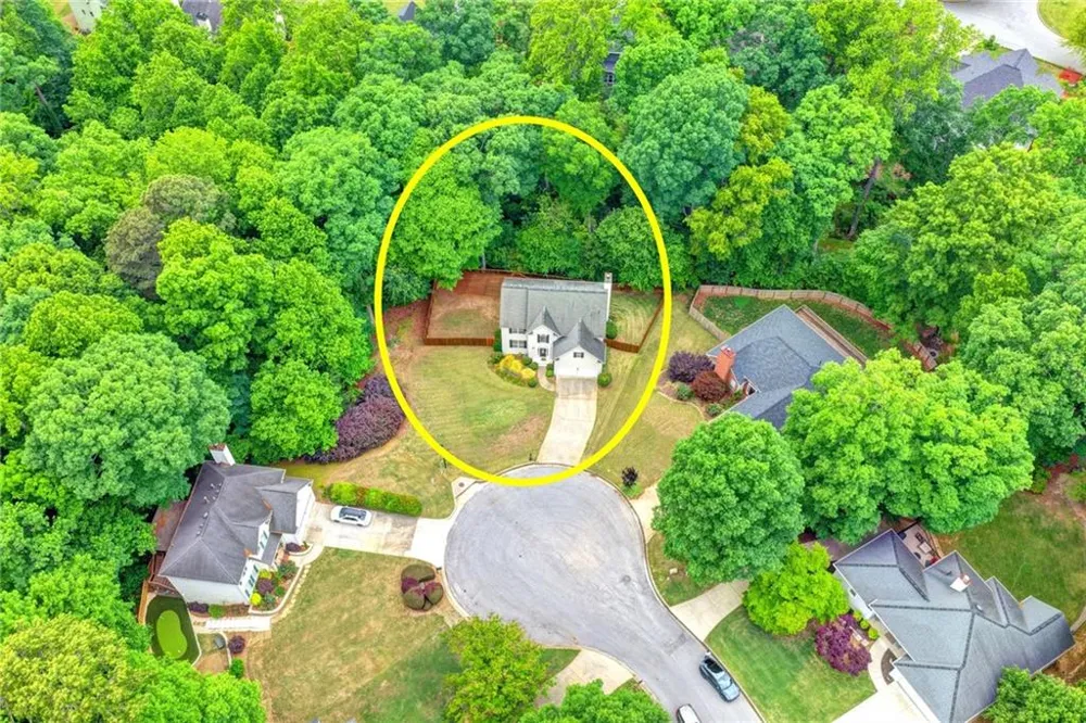 2172 Woodbriar Drive Buford, GA 30518