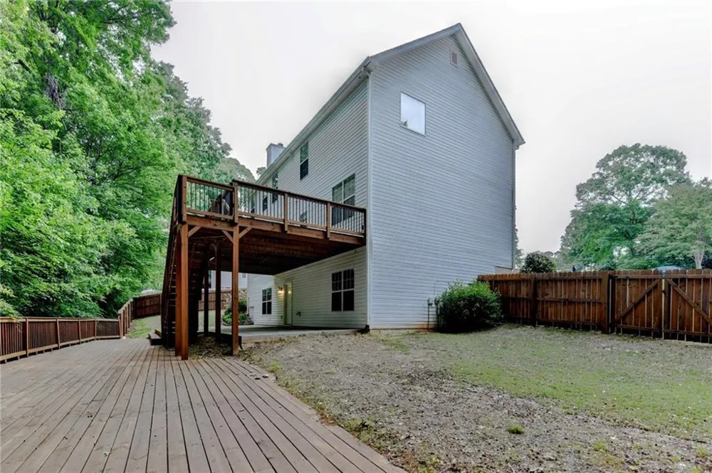 2172 Woodbriar Drive Buford, GA 30518