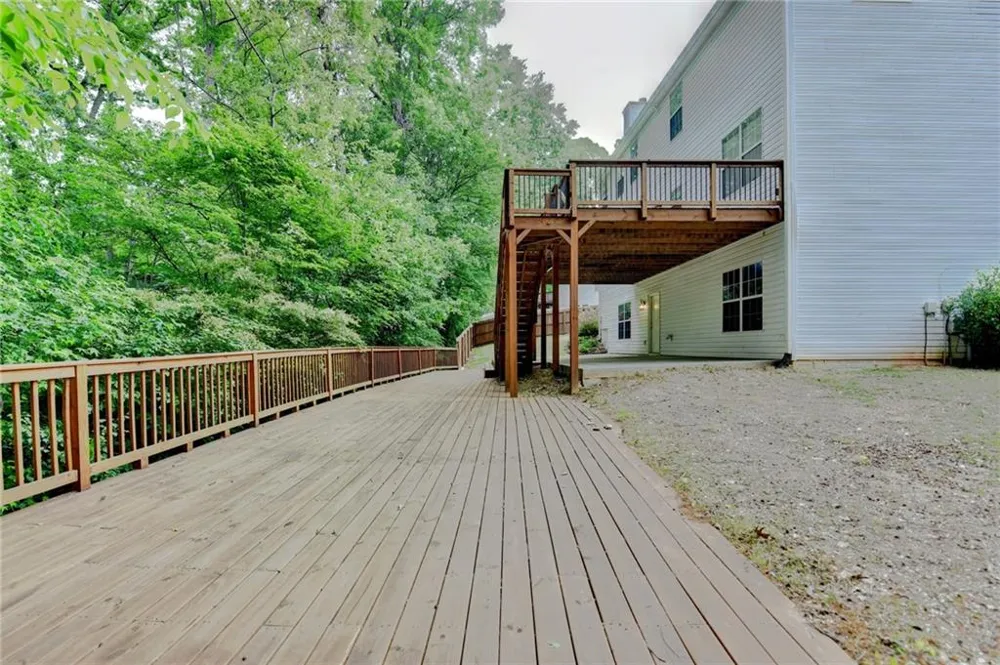 2172 Woodbriar Drive Buford, GA 30518