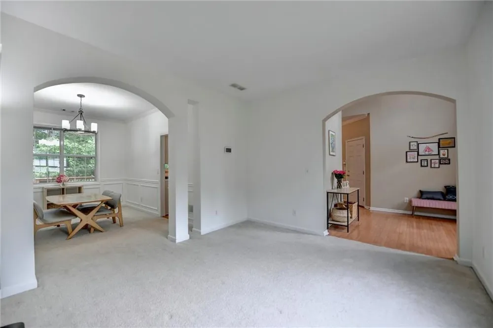 2172 Woodbriar Drive Buford, GA 30518
