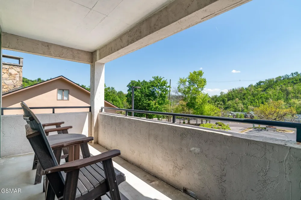 354 E Holly Ridge Road #401 Gatlinburg, TN 37738