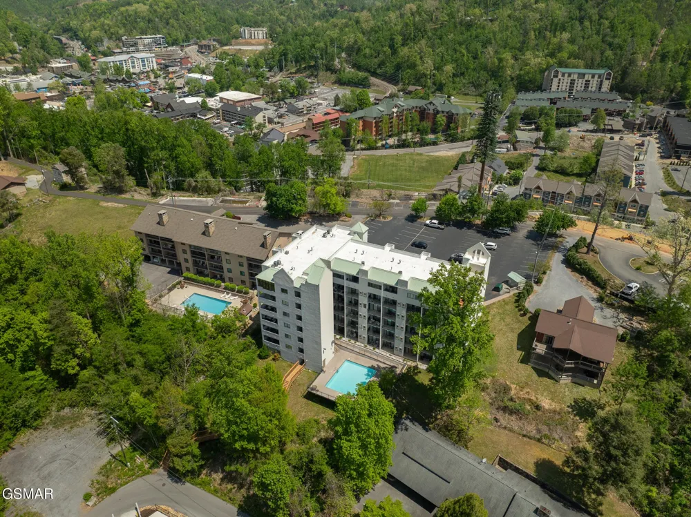 354 E Holly Ridge Road #401 Gatlinburg, TN 37738