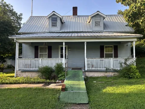 463 E Illinois Ave