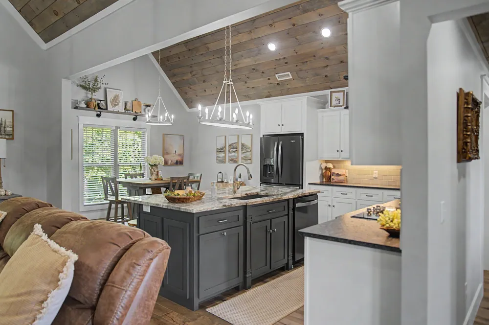 76 Maggie Lena Ln Lafayette, TN 37083