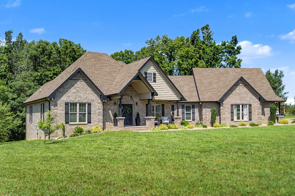 76 Maggie Lena Ln Lafayette, TN 37083