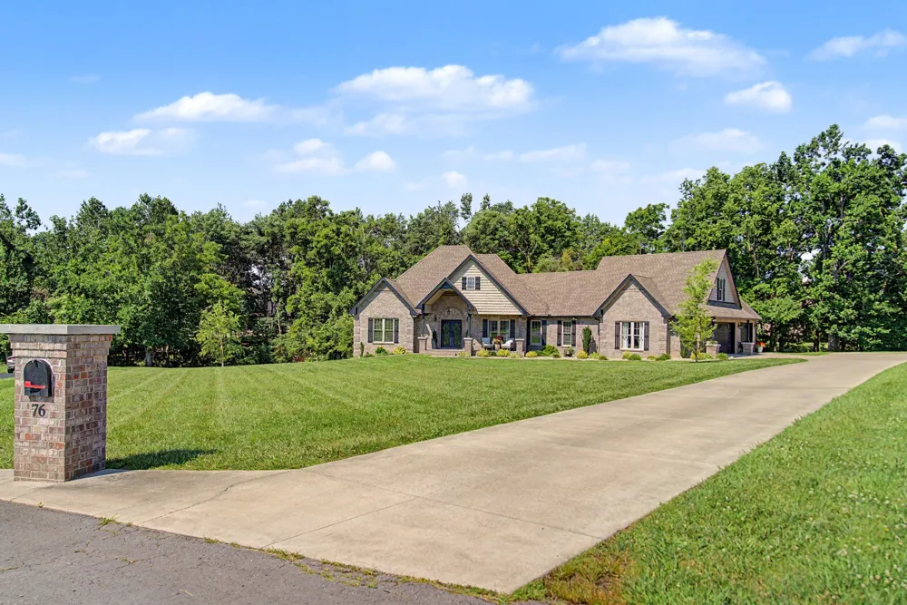 76 Maggie Lena Ln Lafayette, TN 37083