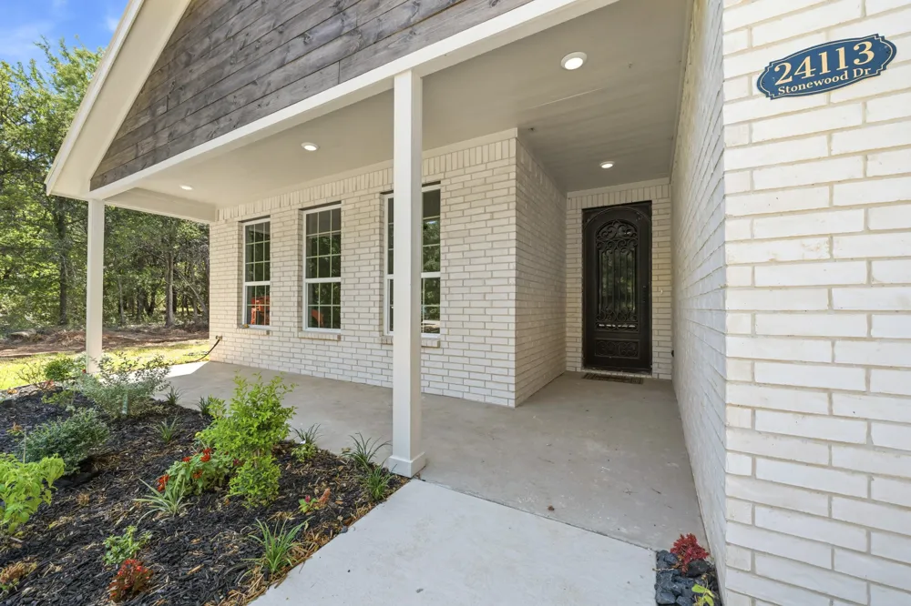 24113 Stonewood Drive Whitney, TX 76692