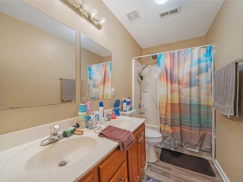 10116 Sneed Pt Lyles, TN 37098