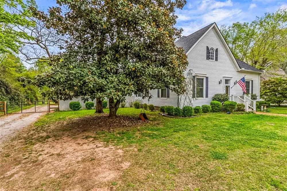 3810 2nd Ave Mansfield, GA 30055