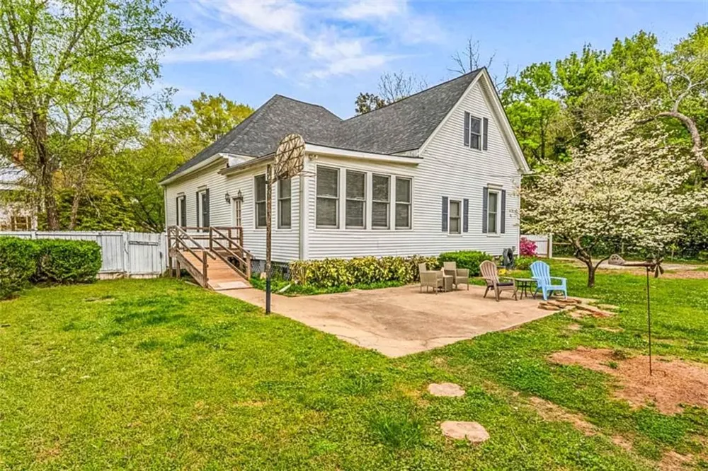 3810 2nd Ave Mansfield, GA 30055