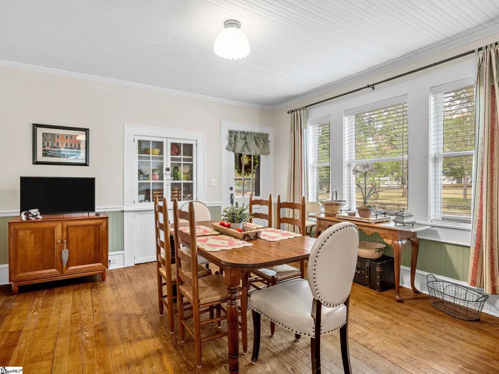 26 Lude Johnson Boulevard Campobello, SC 29322