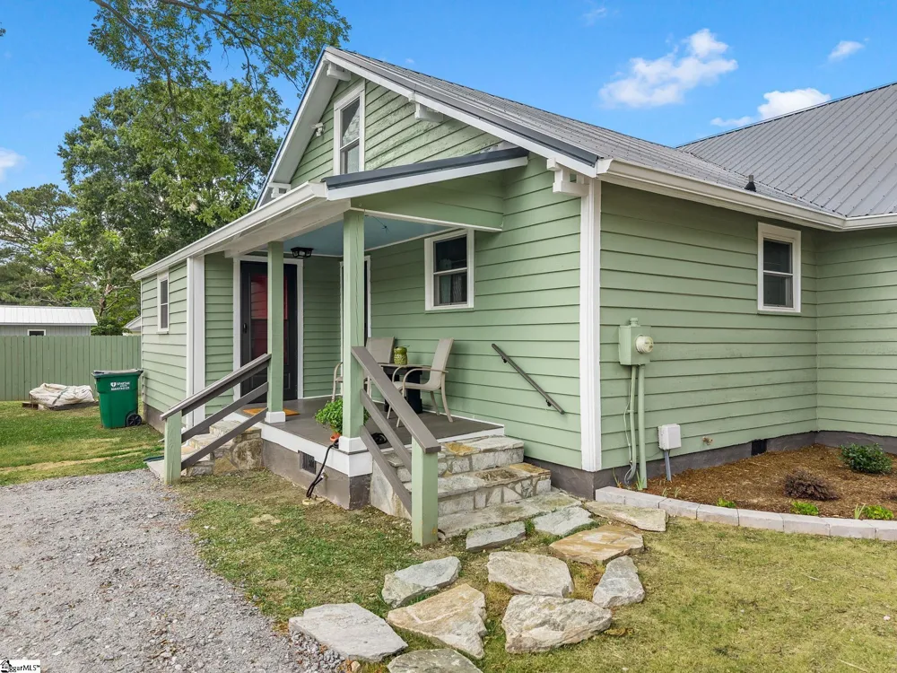 26 Lude Johnson Boulevard Campobello, SC 29322
