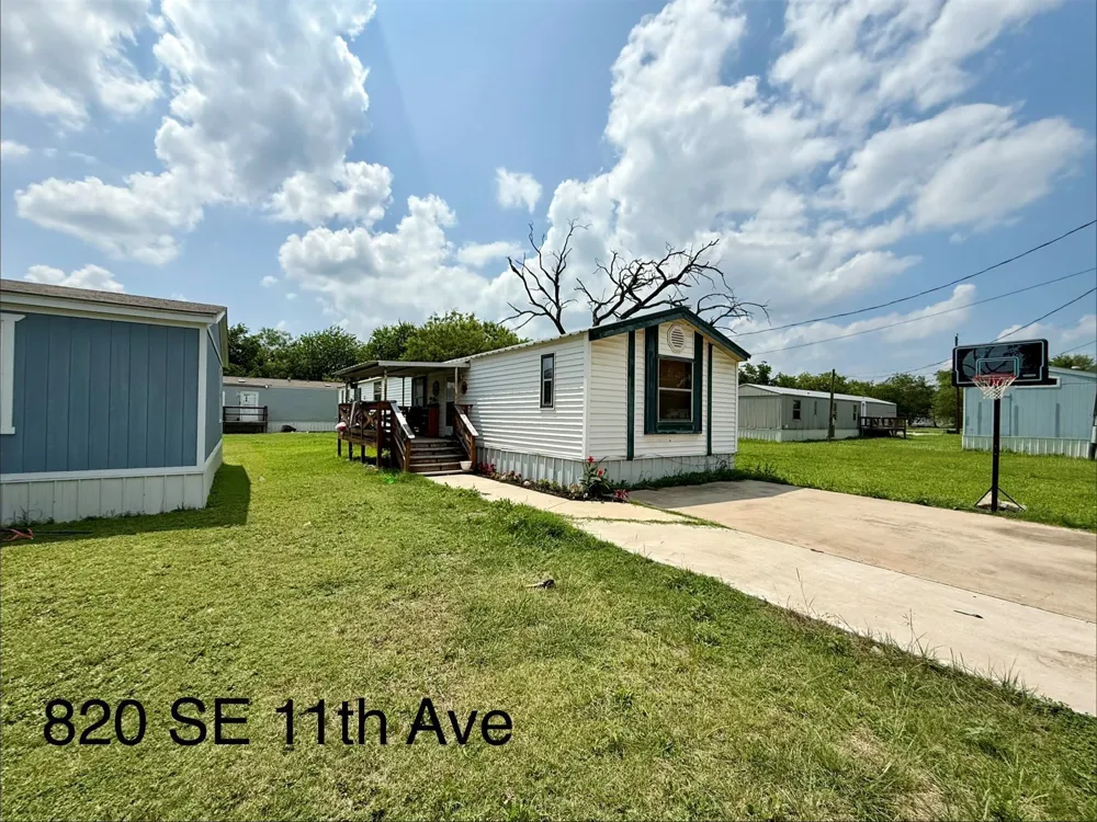 9999 SE 8th Street Mineral Wells, TX 76067