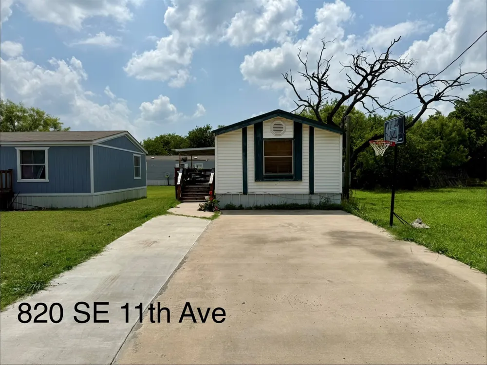 9999 SE 8th Street Mineral Wells, TX 76067
