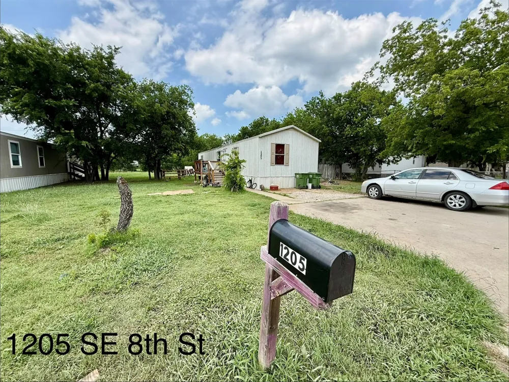 9999 SE 8th Street Mineral Wells, TX 76067