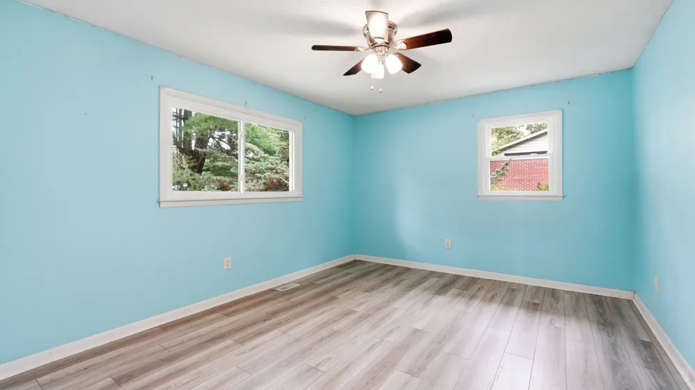 1109 McMahan St Manchester, TN 37355