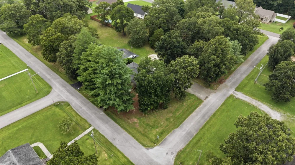 1109 McMahan St Manchester, TN 37355