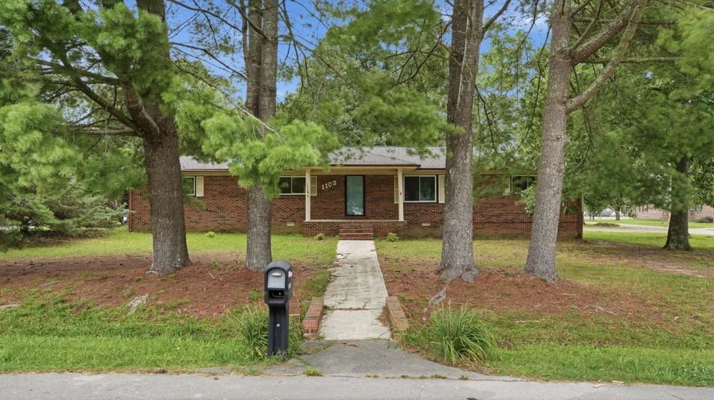 1109 McMahan St Manchester, TN 37355