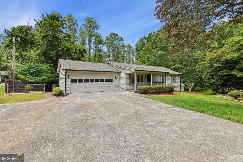 5800 Yellow Creek RD Murrayville, GA 30564