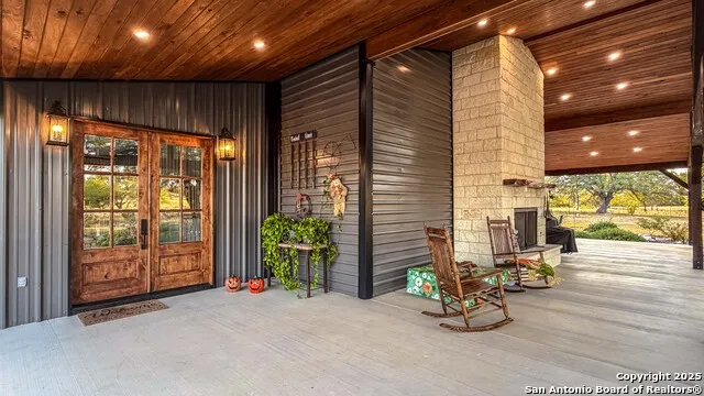 21789 FM 2093 Harper, TX 78631