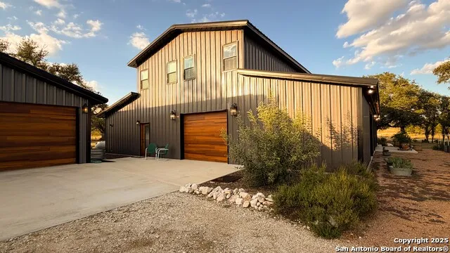 21789 FM 2093 Harper, TX 78631