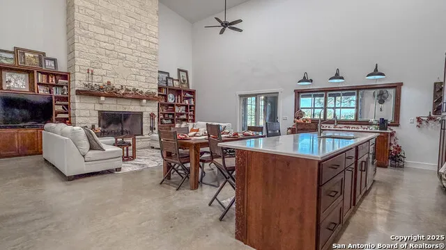 21789 FM 2093 Harper, TX 78631