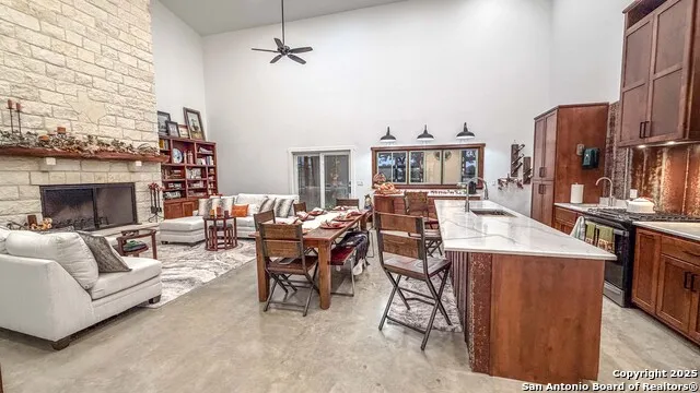 21789 FM 2093 Harper, TX 78631