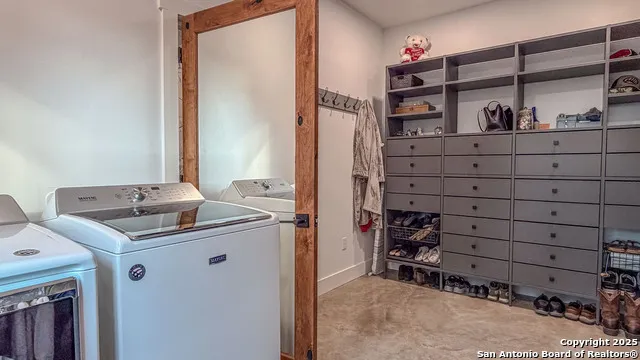 21789 FM 2093 Harper, TX 78631