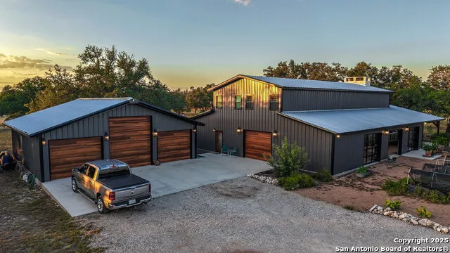 21789 FM 2093 Harper, TX 78631